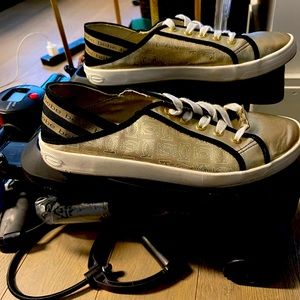 HOT! BEBE Lace Up flat Gold and Black sneakers Sz 11